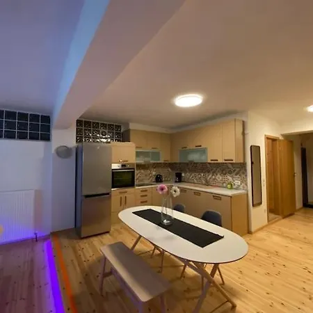 Elaiorama Apartment *